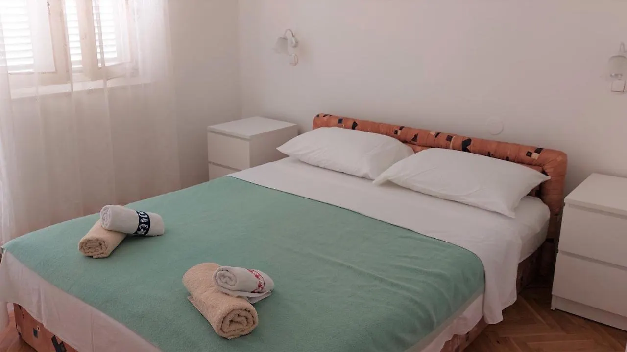 Apartman Crikvenica 30214 - Zulich