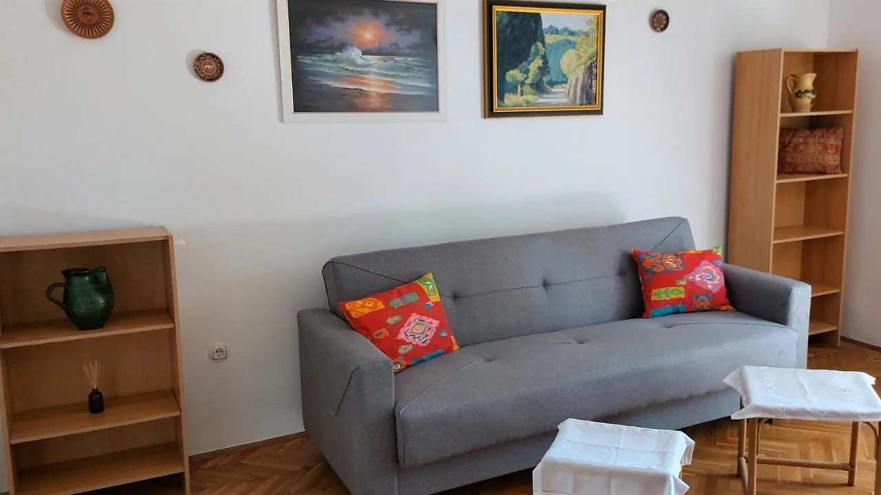 Apartman Crikvenica 30214 - Zulich